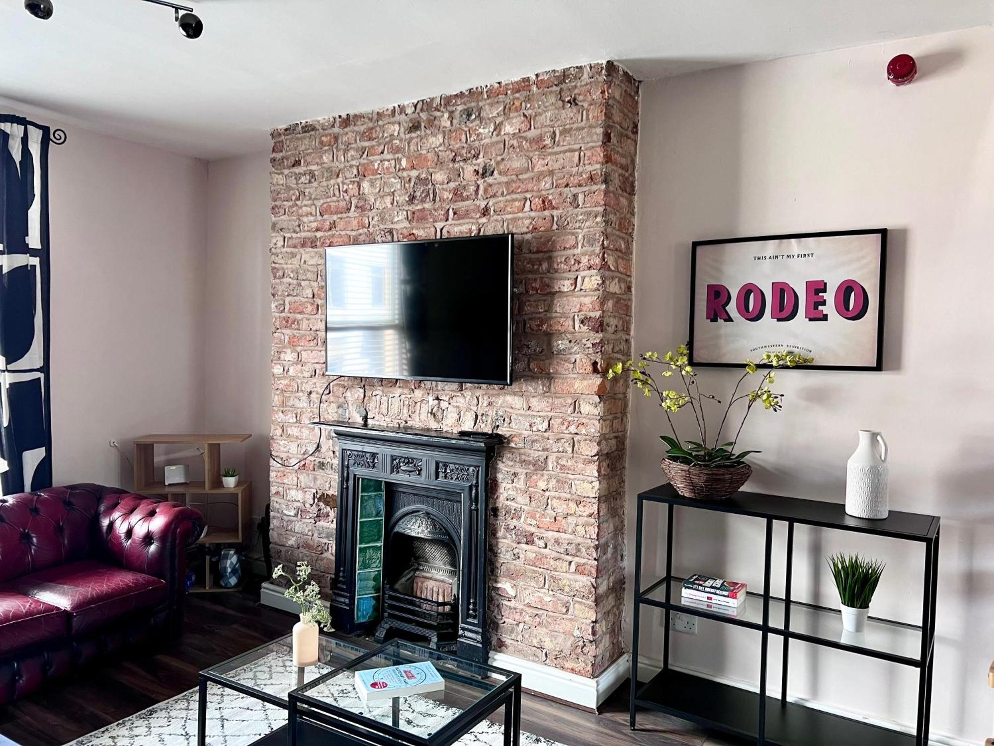 Ropewalks Centre With Roof Terrace Apartment